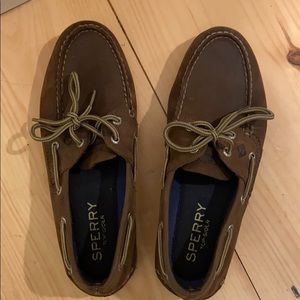 Sperry boat shoes